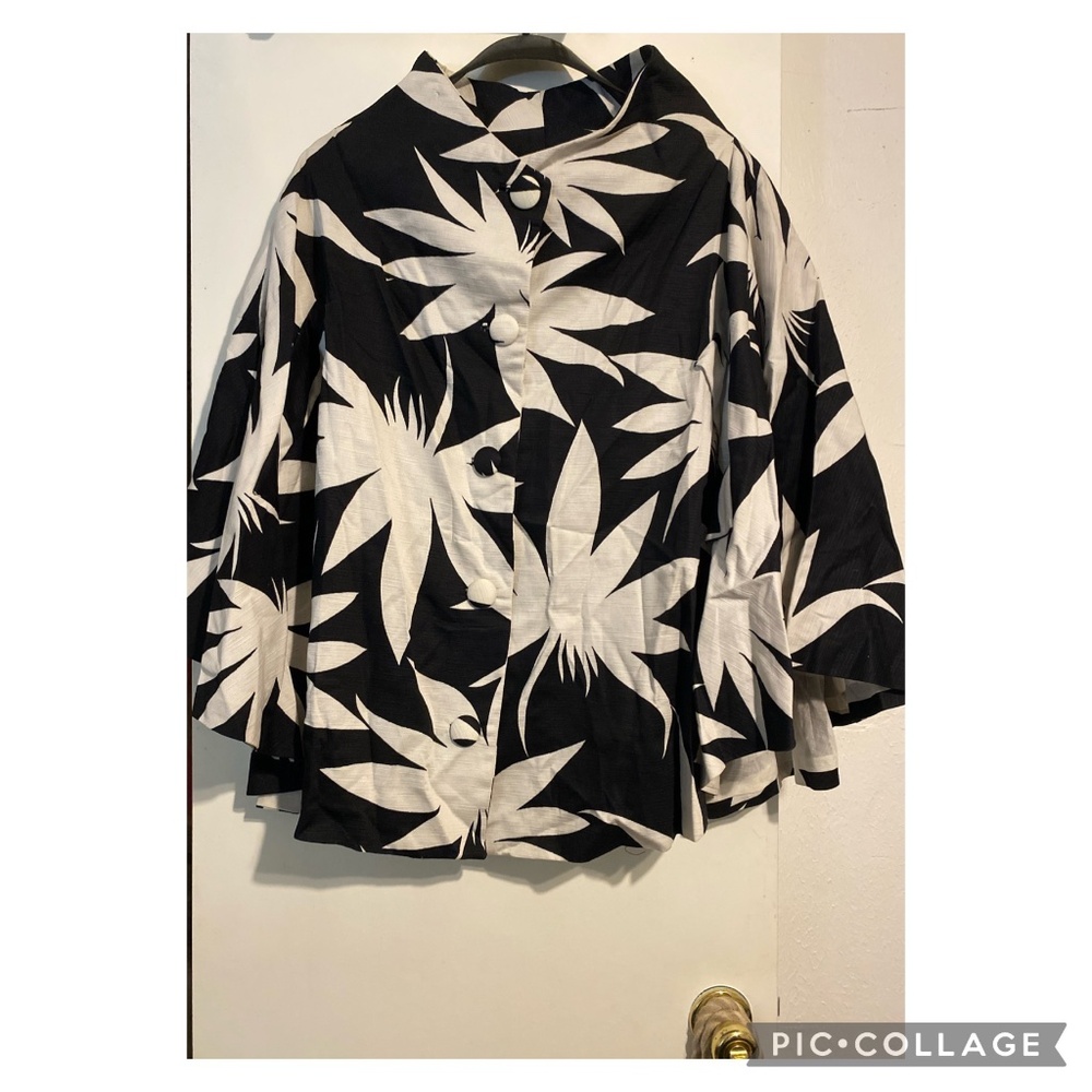 Vintage Retro Castillo for Zacari French Cape